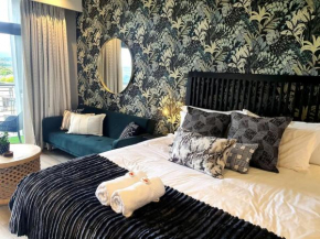 Luxury Menlyn Maine Apartment